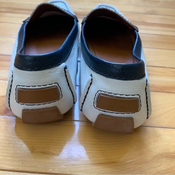 Andiamo white leather loafers size 11. - Picture 4 of 10